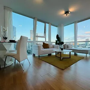 https://the-crossharbour.brighton-hotels-england.com